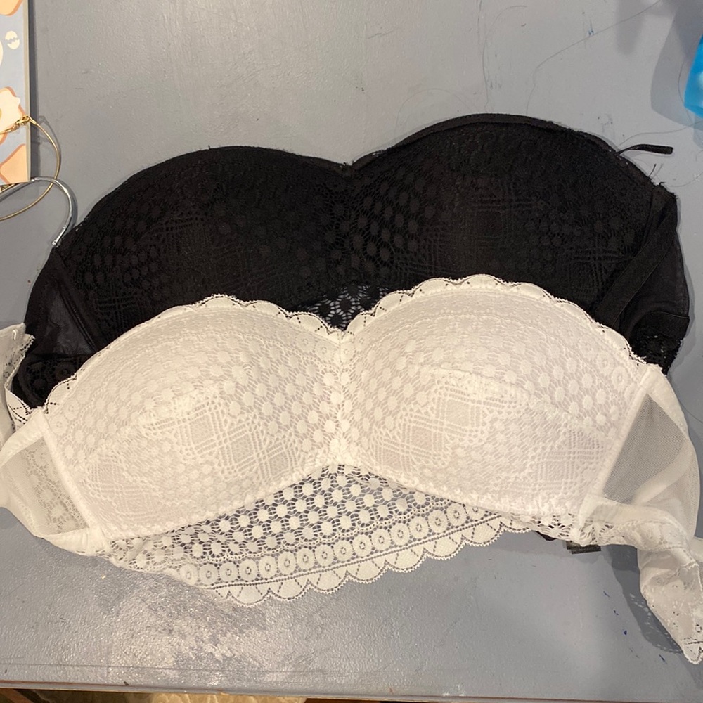 2 lace strapless bras size S